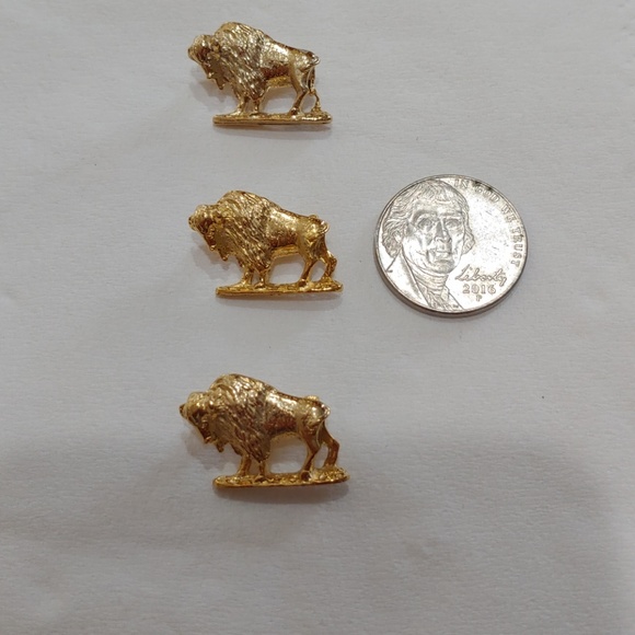 3 Gold Buffalo Pins!!! - Picture 5 of 5